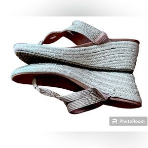 Skechers Luxe Foam Women's Rose
Gold Wedges Sandals Size